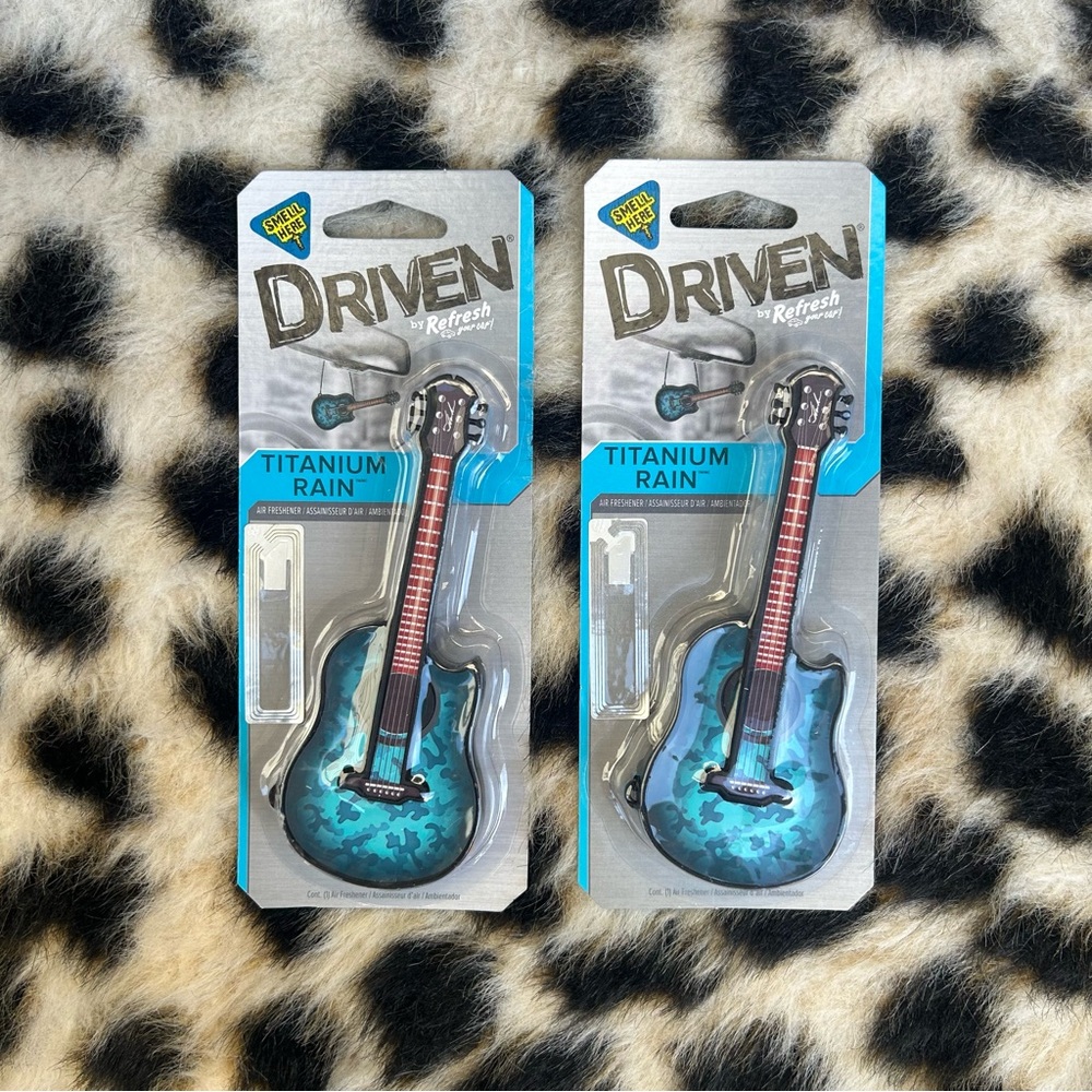 Driven by Refresh Hanging Guitar Titanium Rain Car Air Freshener (2)